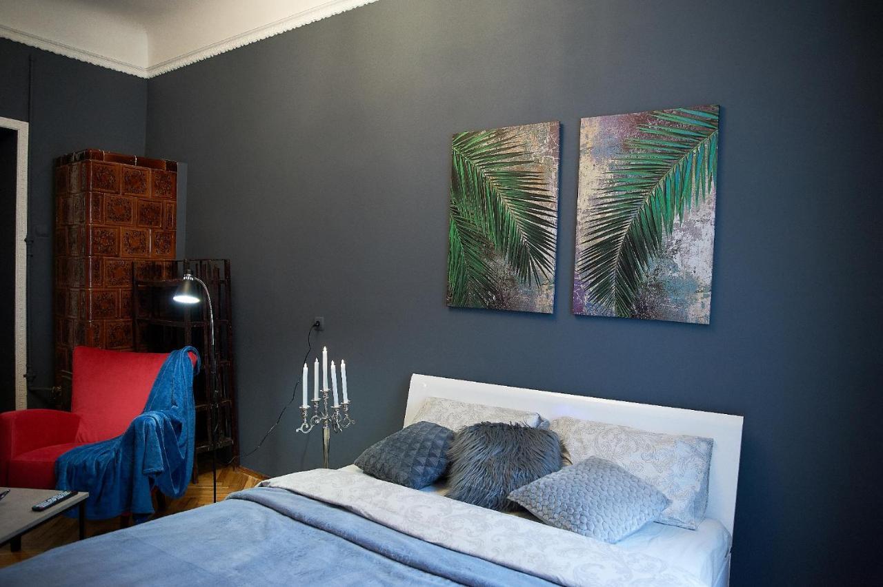 Stylish Apartments In The Center Lviv Ngoại thất bức ảnh